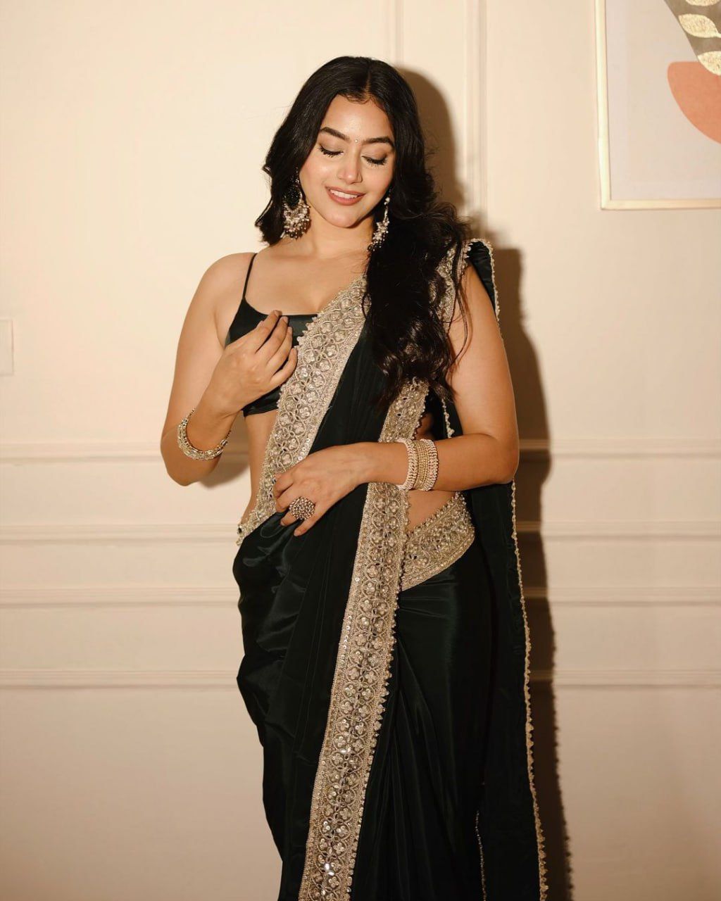 Heavy Embroidery Sequence & Coading Lace Border in Saree Work