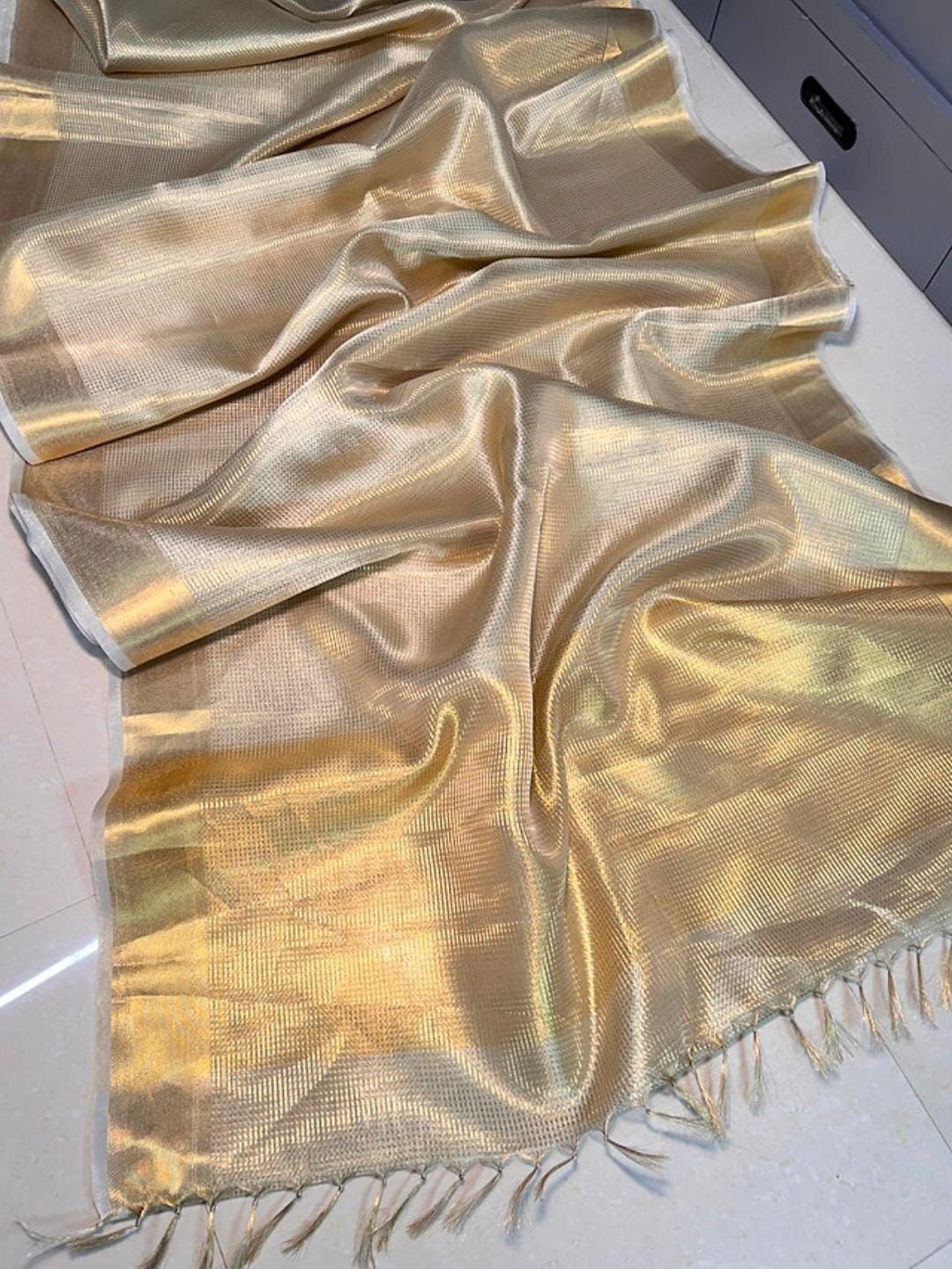 This concept Sarees is best for Party and wedding Occasion