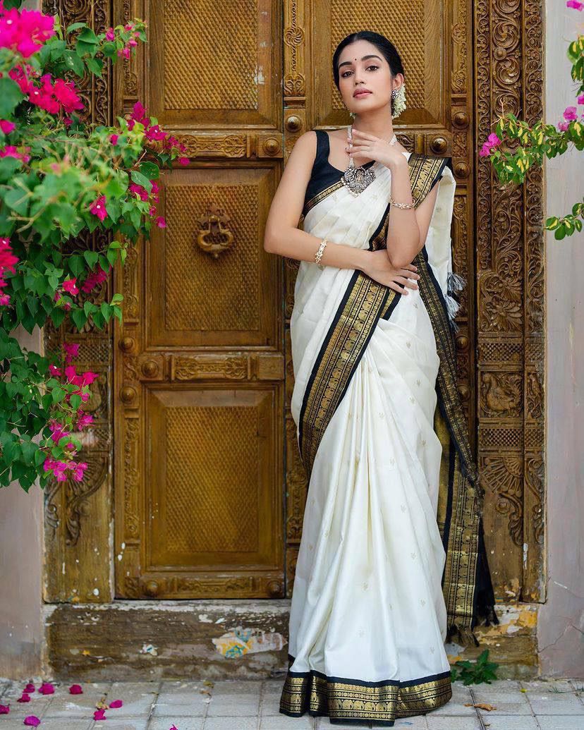NEW LAUNCHING WHITE SAREE
