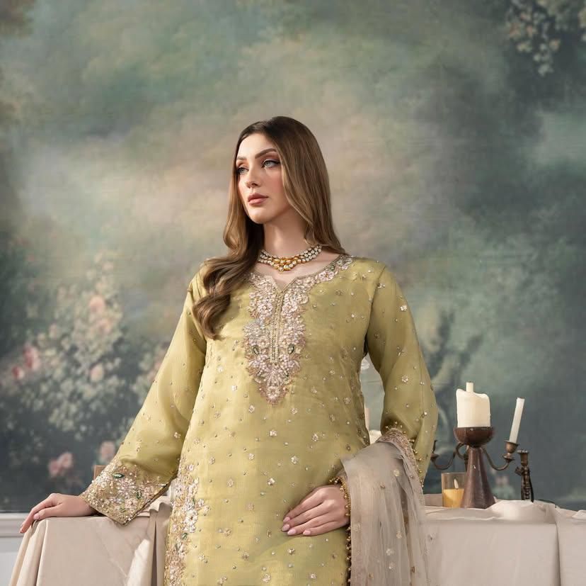 LVSAKHI THE BEAUTY OF YOUR WARDROBE WITH THIS NEWLY LAUNCHED KURTI PLAZZO SET