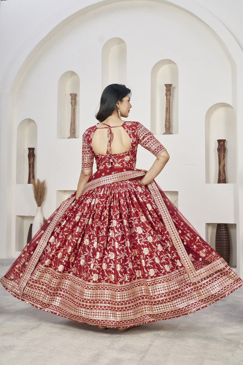 LEHENGA & BLOUSE AND A LOVELY DUPATTA