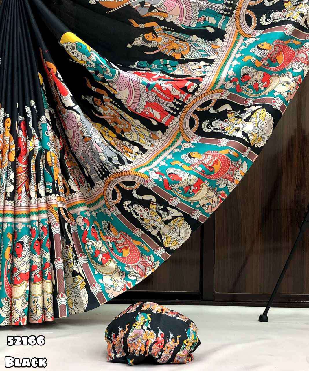 handloom Tussar silk kalamkari digital print comes tussle on pallu
