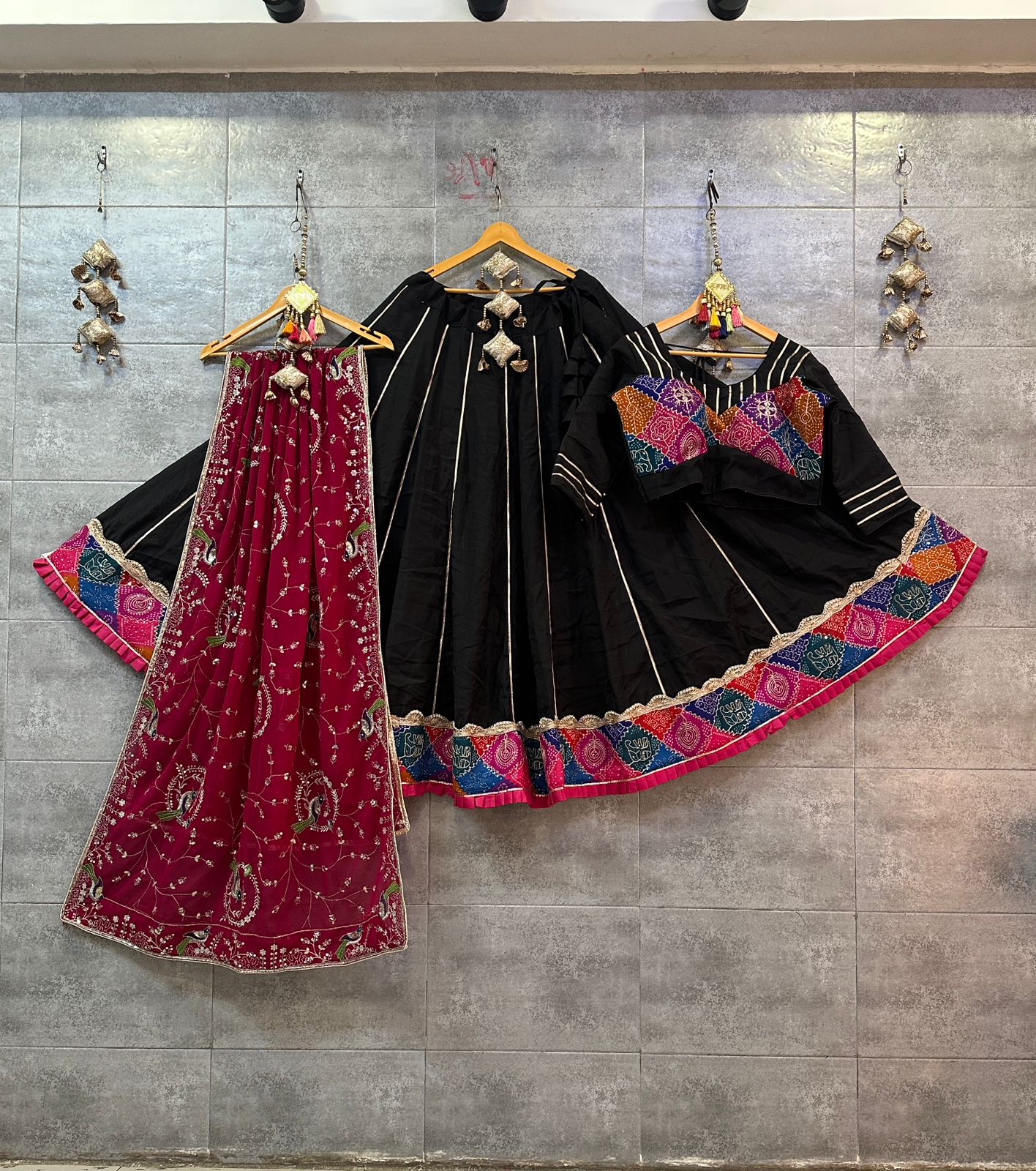 silk vintage border chaniya choil With heavy vintage work duptta