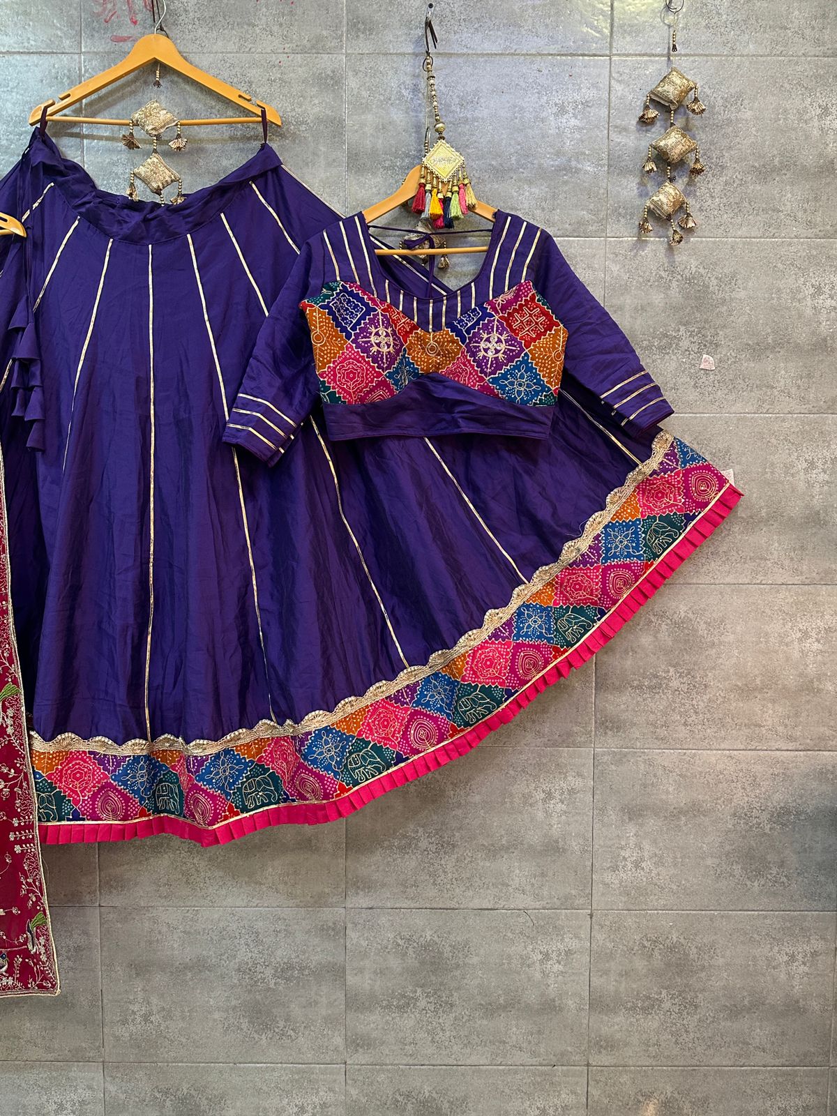 silk vintage border chaniya choil With heavy vintage work duptta