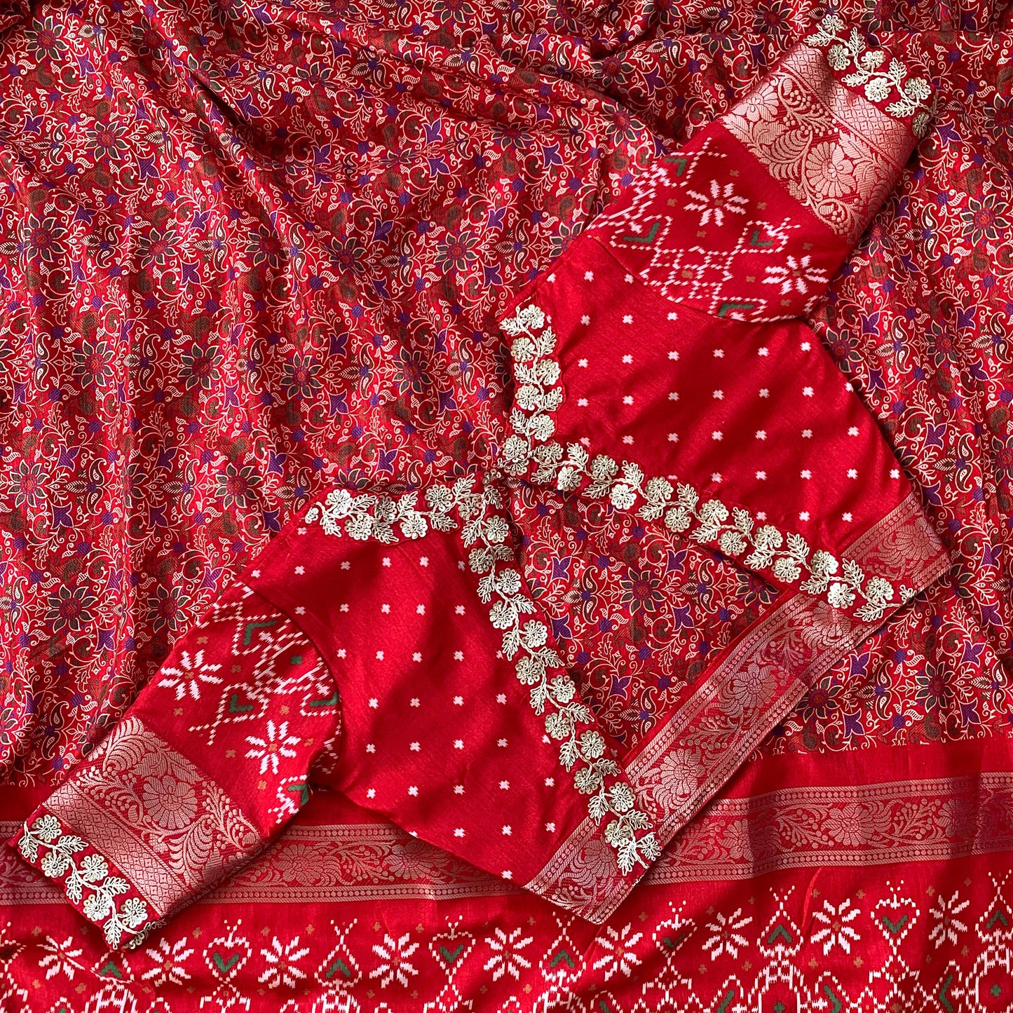 DOLA SILK SAREE IN BANDHNI