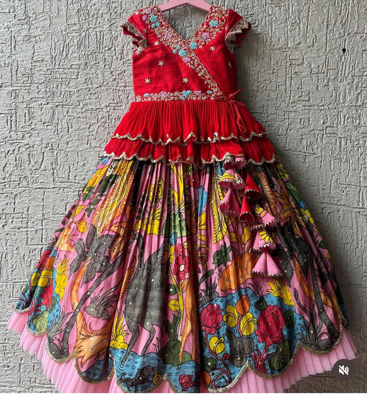DESIGNER KEDIYA STYLE LAHENGA SET