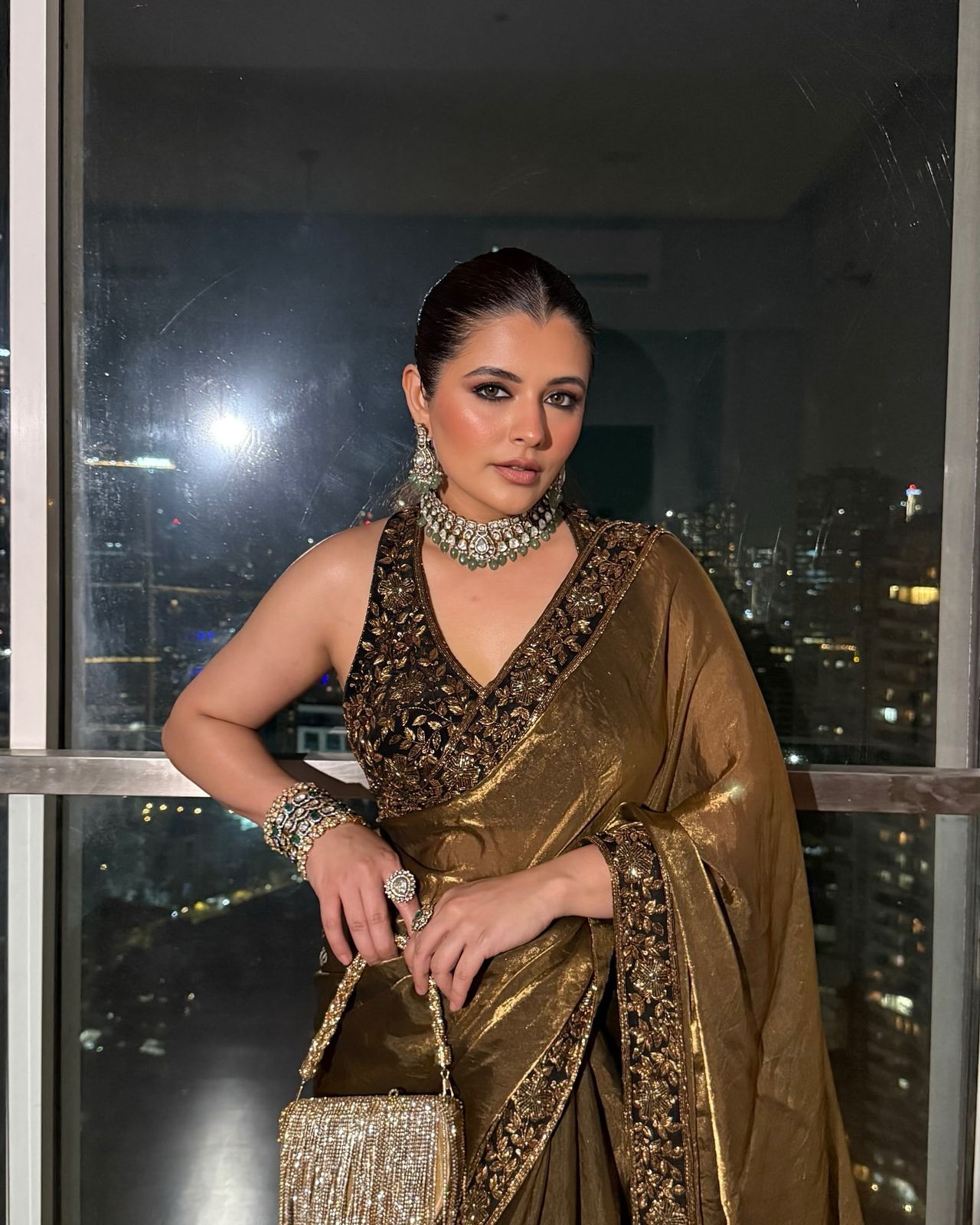 LV-SAKHI Flawless for any sangeet or cocktail party