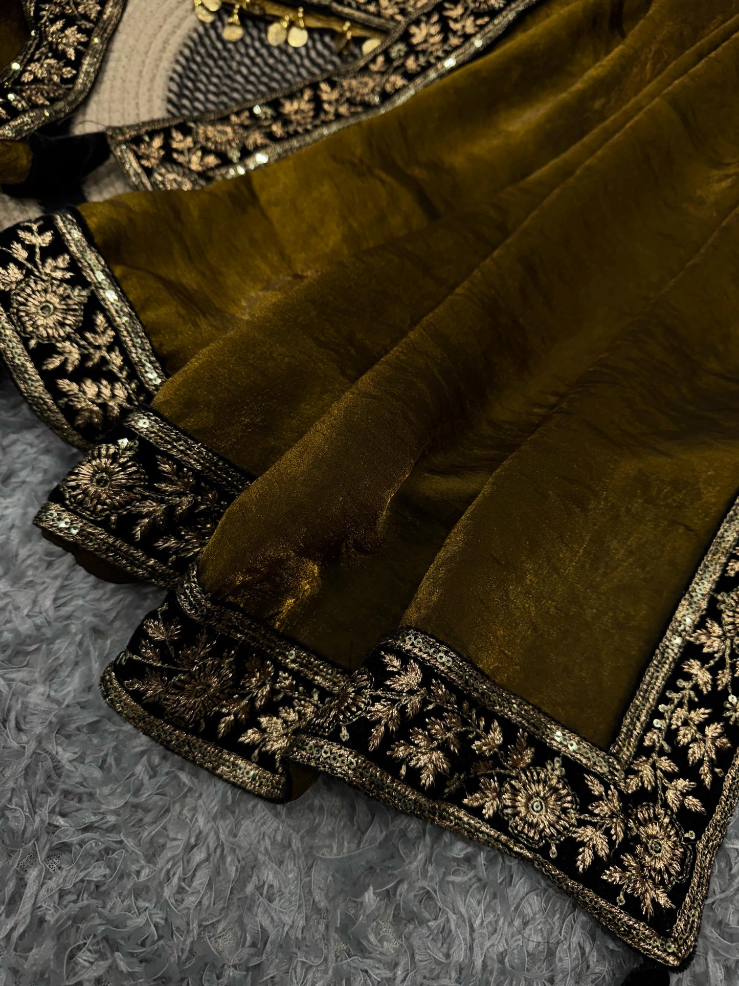 LV-SAKHI Flawless for any sangeet or cocktail party