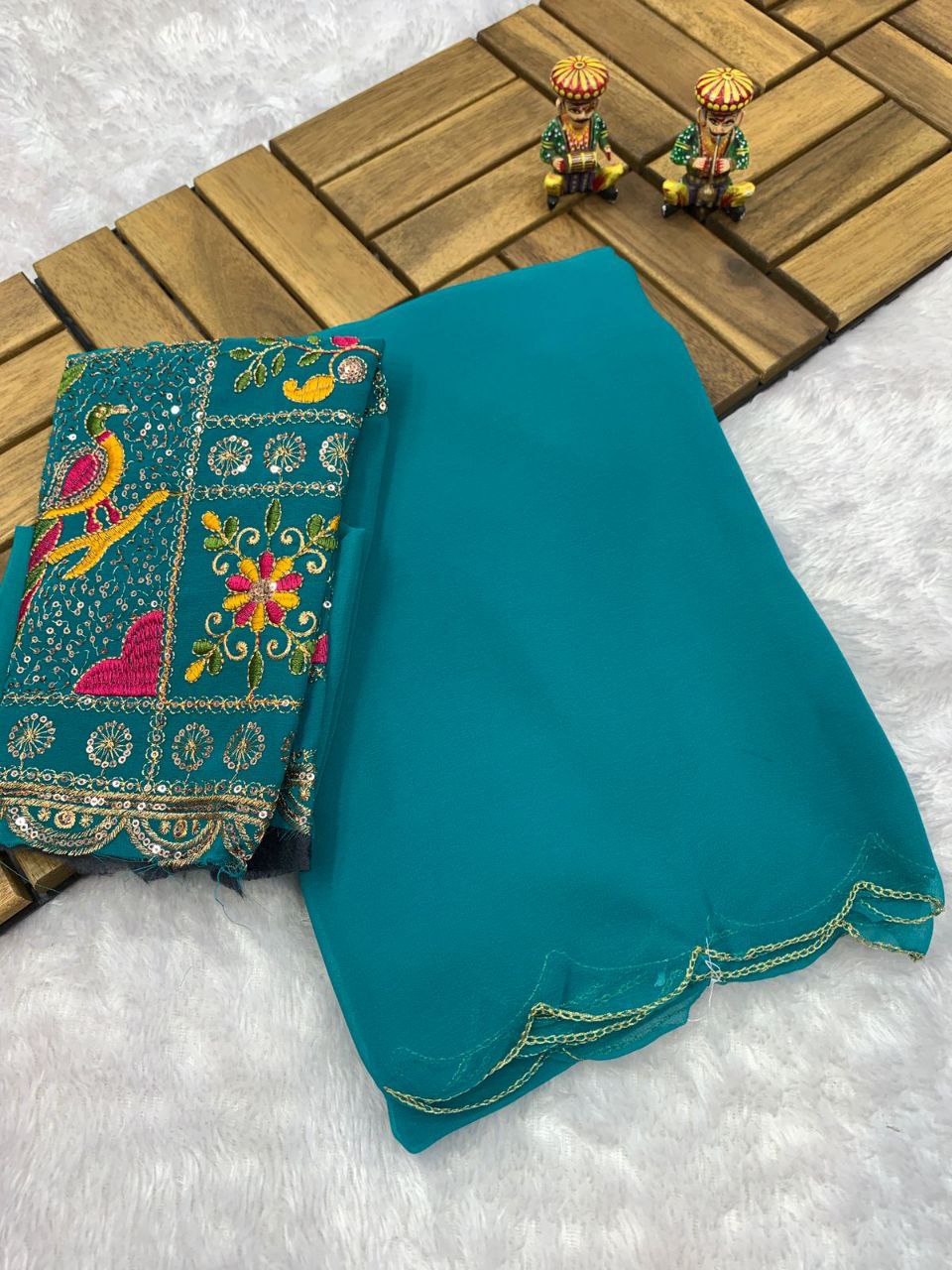 Saree Golden Jari Arcs Embroidery Allover Saree
