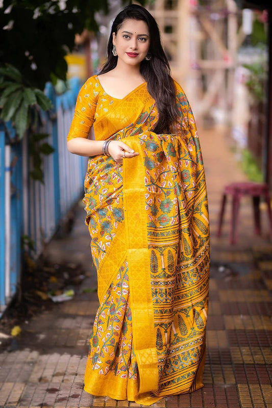 Presenting Enchanting soft cotton saree For Intimate And Big Fat Indian Weddings