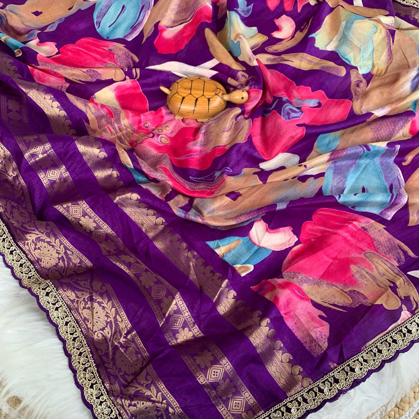 lv sakhi Dola Soft Silk Saree