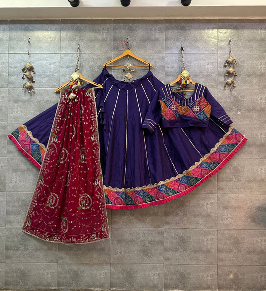 silk  vintage border chaniya choil With heavy vintage work duptta