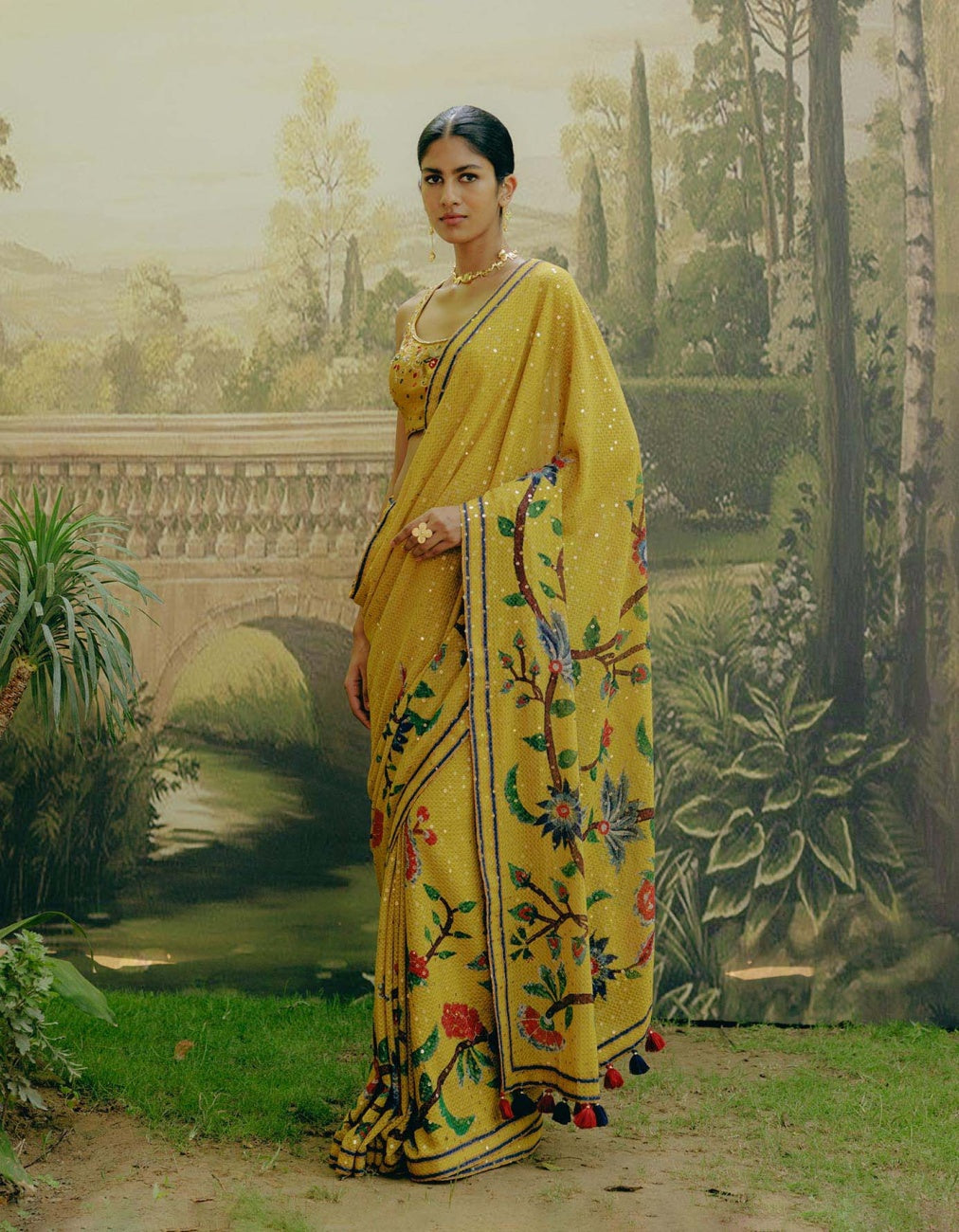yellow saree for lv sakhi