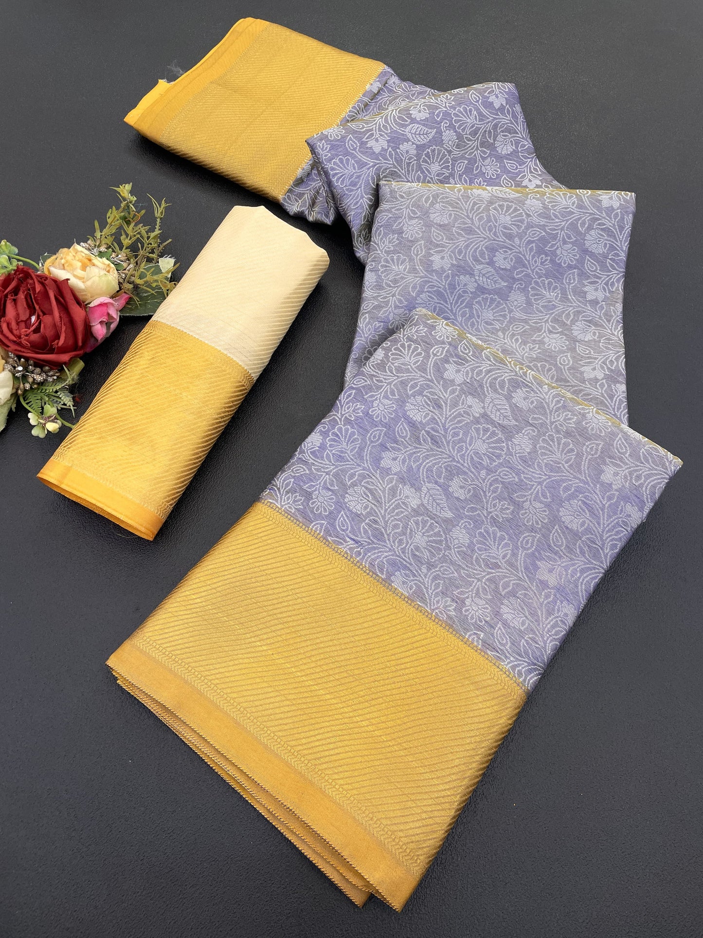 Beautiful banarsi Handloom Golden Tissue zari Silk saree